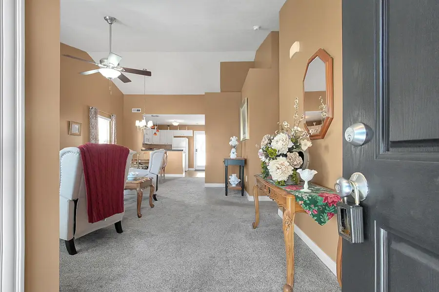 6733 Cherry Bend, Canal Winchester, OH 43110 - #2