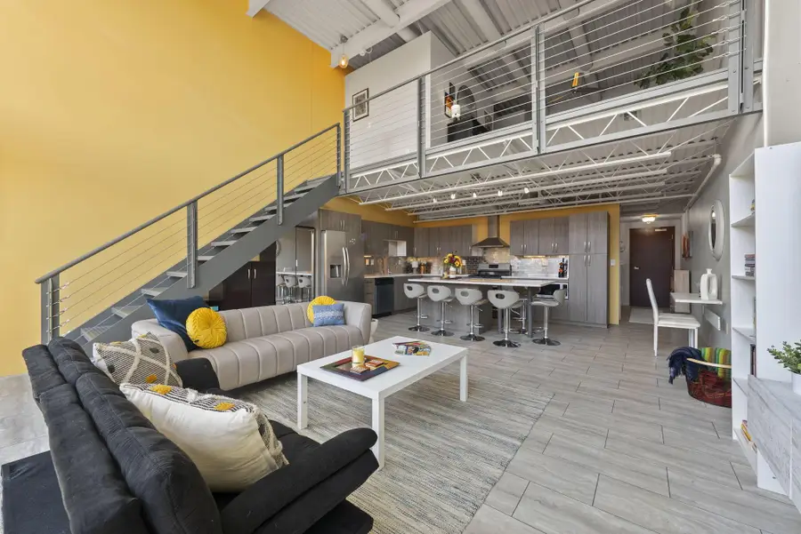 367 Auden Avenue, Columbus, OH 43215 - #3