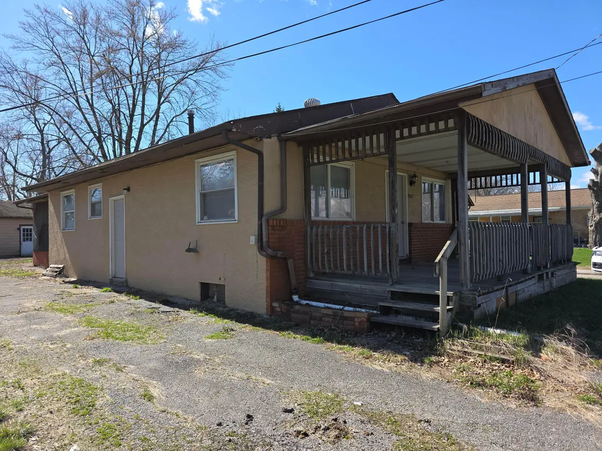 3355 E Deshler Avenue, Columbus, OH 43227 - #1