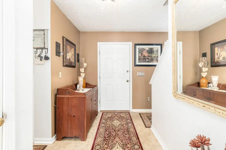 6049 Woodsboro Drive, Columbus, OH 43228 - #3