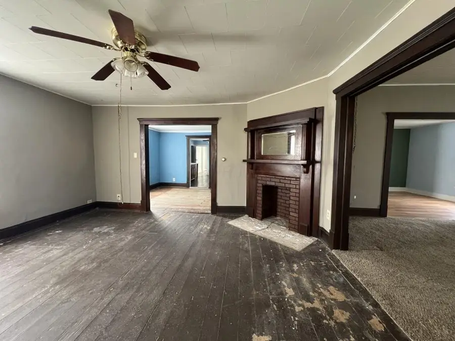 301 S Water Street S, Williamsport, OH 43164 - #3