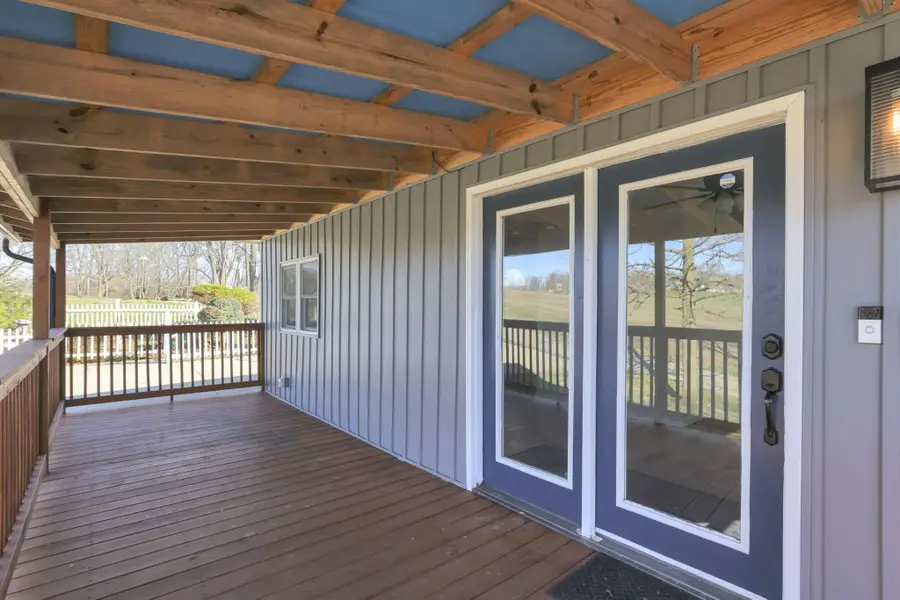 612 N Clinton Street, Mount Vernon, OH 43050 - #2