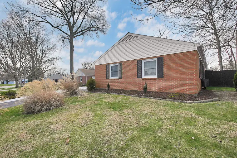 463 Darbyhurst Road, Columbus, OH 43228 - #3