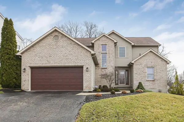 310 Weatherburn Drive, Pataskala, OH 43062