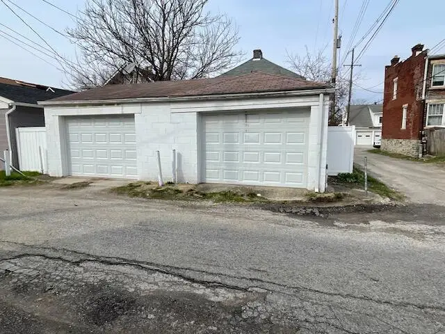 403-05 E Welch Avenue, Columbus, OH 43207 - #3