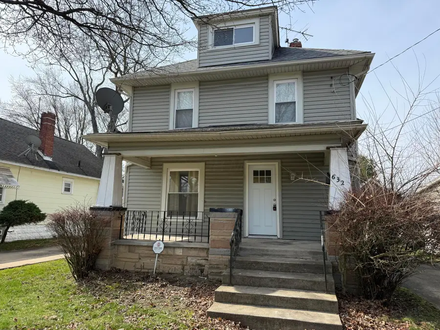 632 Roscoe Avenue, Akron, OH 44306 - #2