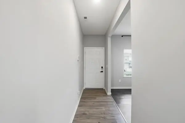 384 Kells Court E, Newark, OH 43055