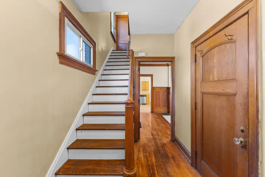 624 Franklin Avenue, Columbus, OH 43215 - #2