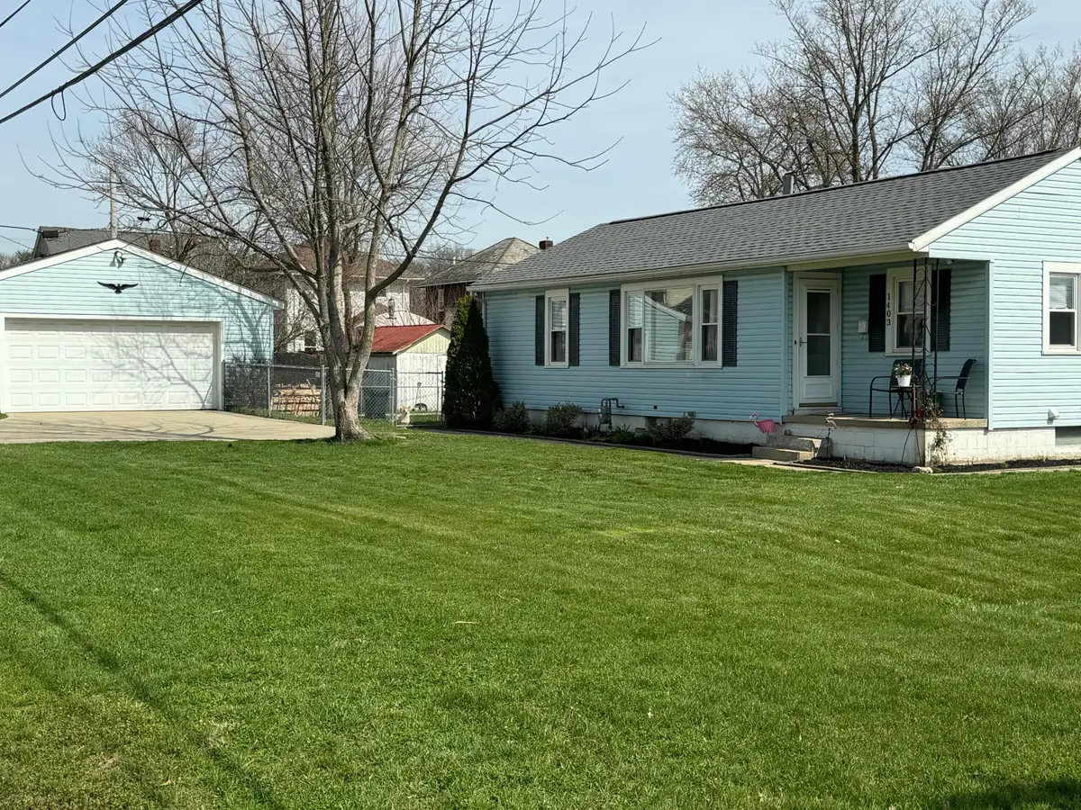 1403 E Chestnut Street, Lancaster, OH 43130 - #1