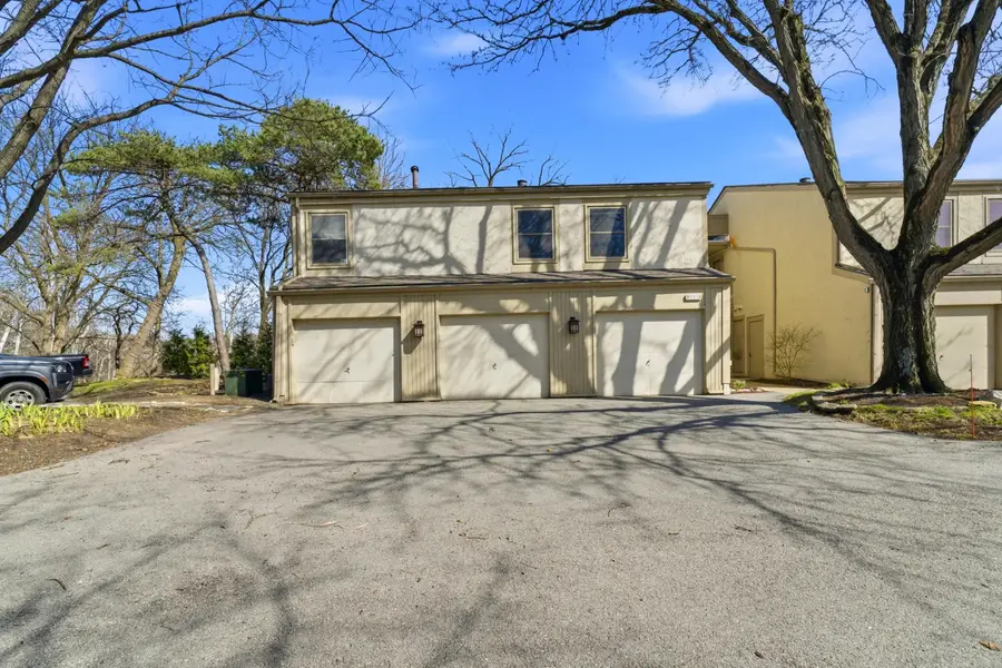 1330 Lake Shore Drive, Columbus, OH 43204 - #2