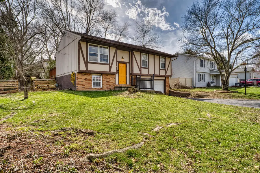 1833 Lakeview Drive, Newark, OH 43055 - #2