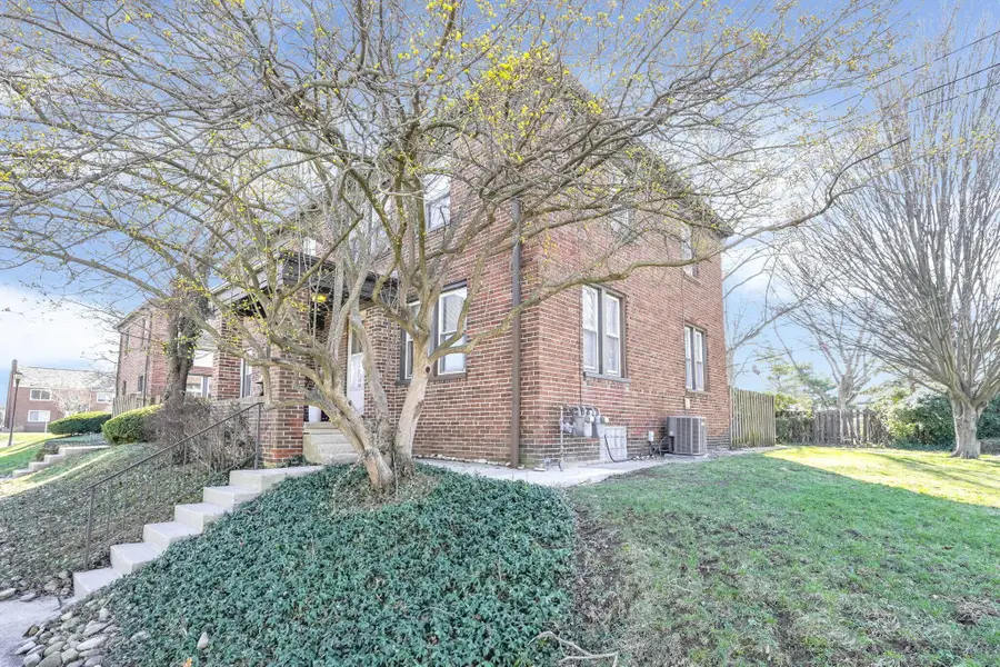 967-973 Burr Avenue, Grandview Heights, OH 43212 - #3