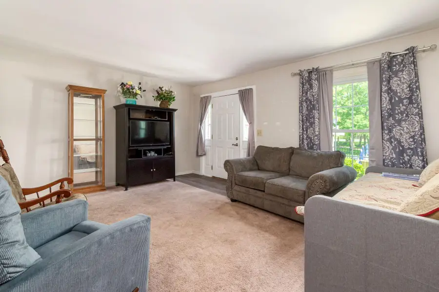 575 Dlyn Street, Columbus, OH 43228 - #3