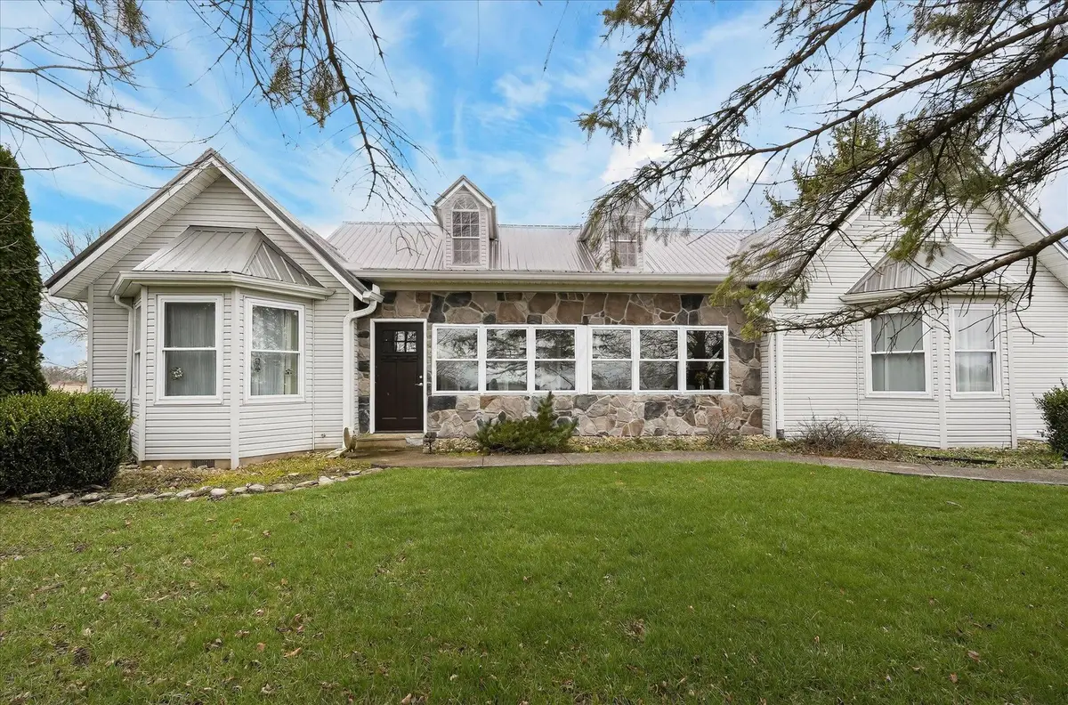 8325 Garringer Edgefield Road, Jeffersonville, OH 43128 - #1