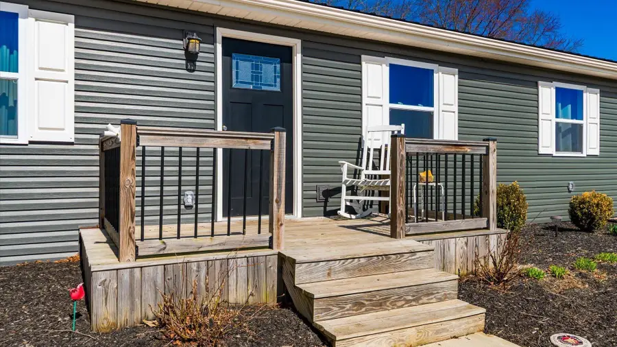 152 Fleming Drive Ne, Newark, OH 43055 - #2