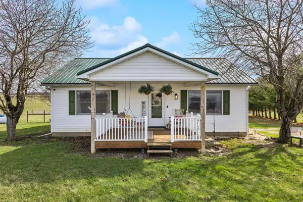 8710 State Route 180, Kingston, OH 45644