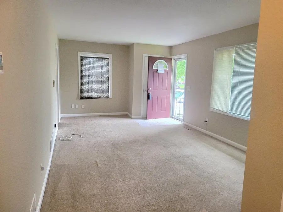 4530 Amesbury Road, Columbus, OH 43227 - #3