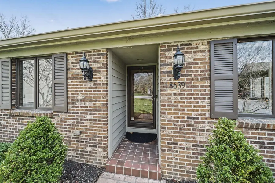 8639 Craigston Court, Dublin, OH 43017 - #3