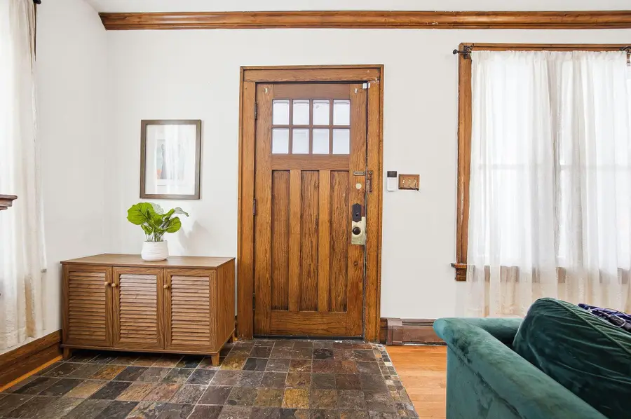 2604 N 4th Street, Columbus, OH 43202 - #2