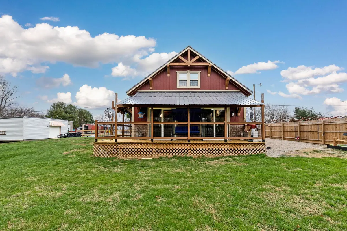 374 Center Street, Gratiot, OH 43740 - #1