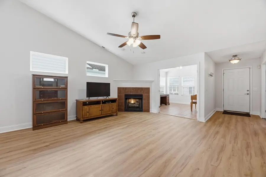 156 Sandrala Drive, Reynoldsburg, OH 43068 - #3