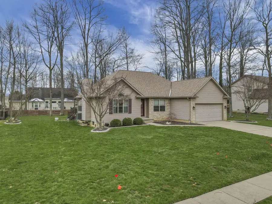 145 Shawnee Loop N, Pataskala, OH 43062 - #2