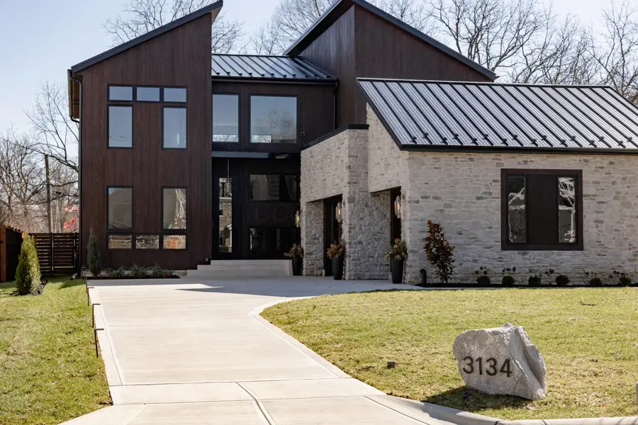 3134 Asbury Drive, Columbus, OH 43221 - #2