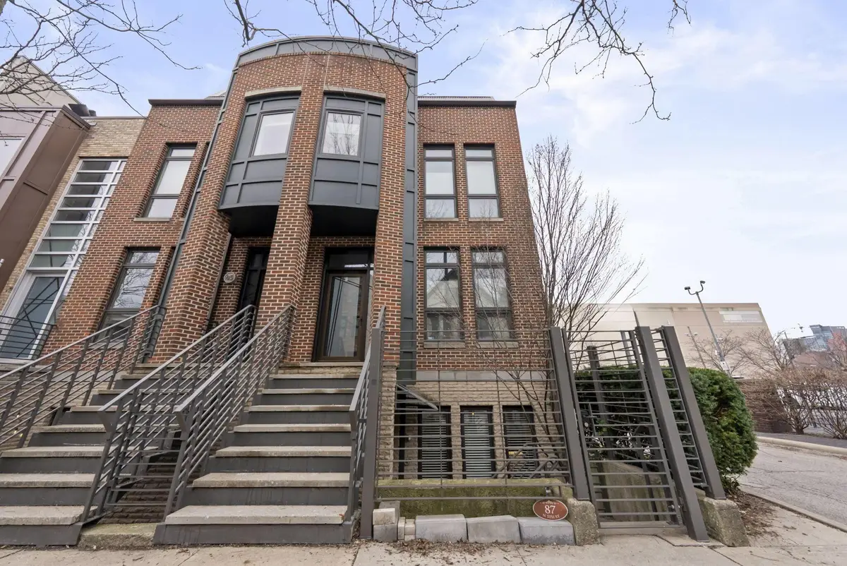 87 N 5th Street, Columbus, OH 43215 - #1