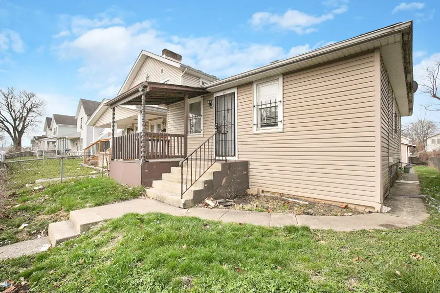 1141 Peters Avenue, Columbus, OH 43201 - #3