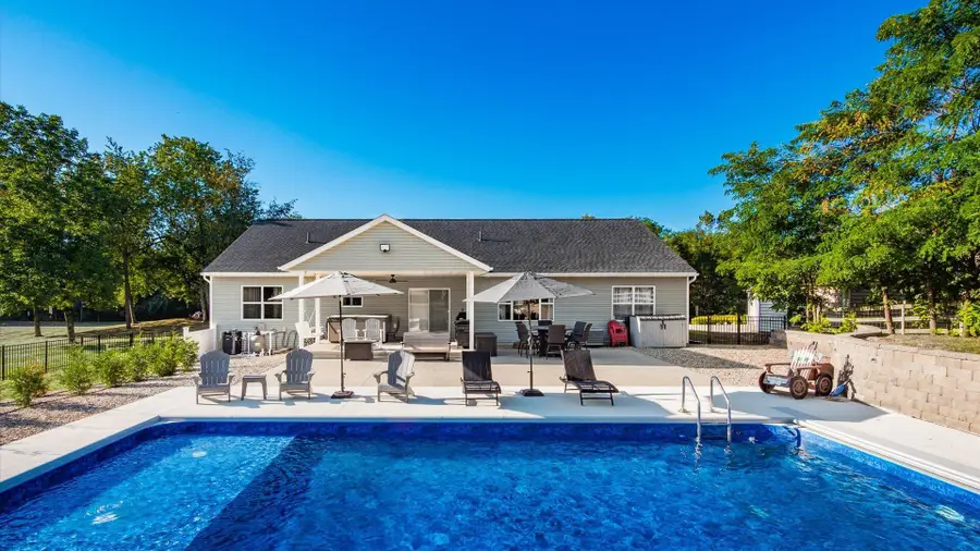 141 Sandpiper Drive, Thornville, OH 43076 - #3