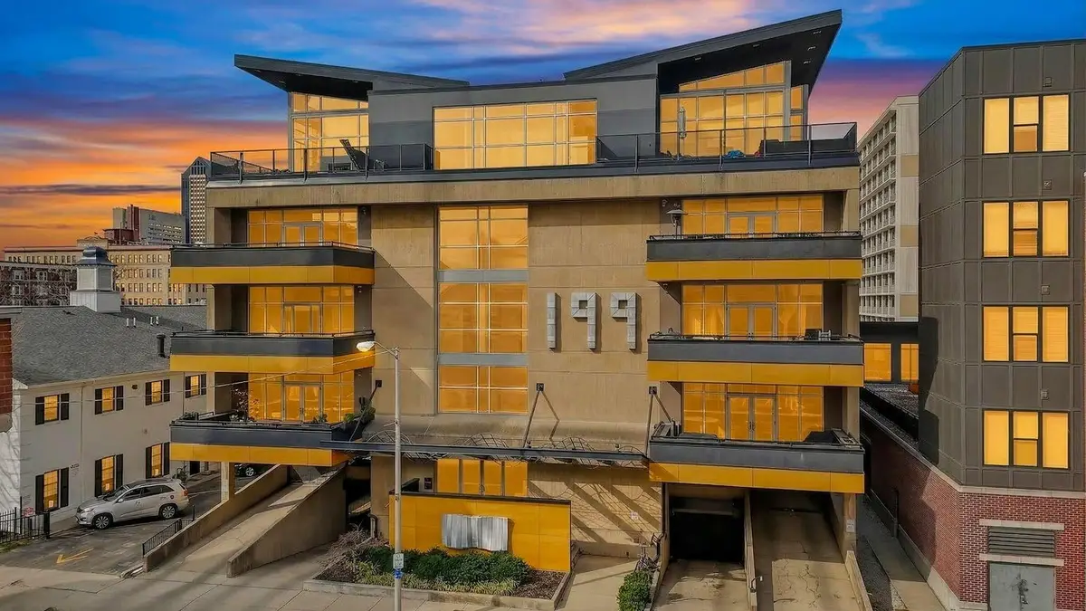 199 S 5th Street, Columbus, OH 43215 - #1