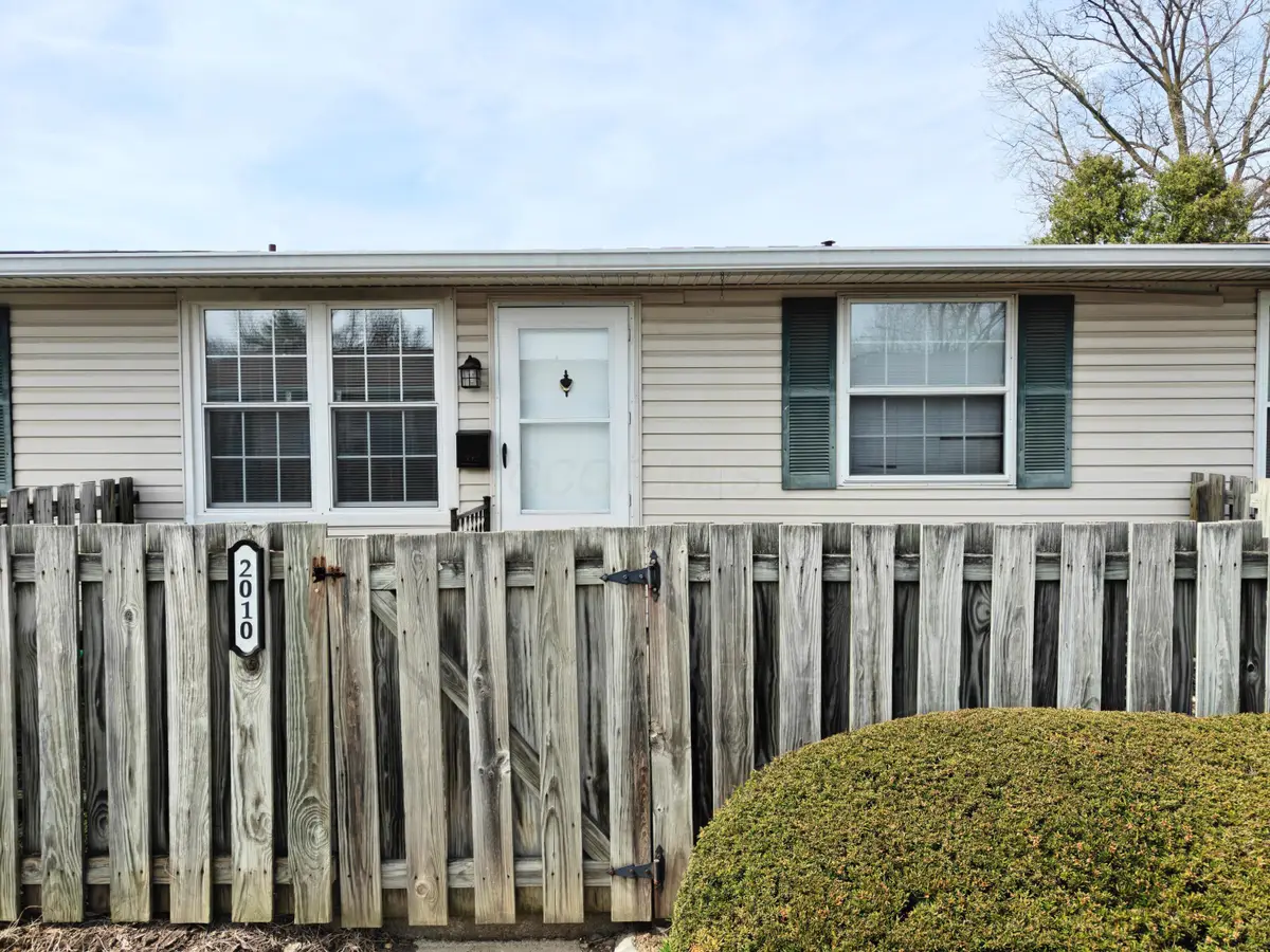 2010 Willoway Court N, Columbus, OH 43220 - #1