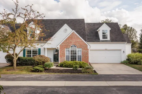 8536 Lazelle Village Drive, Lewis Center, OH 43035