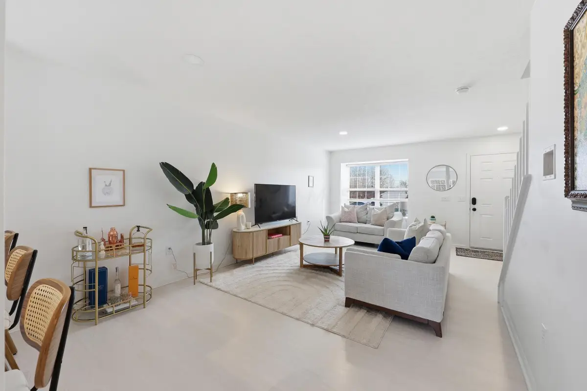 7276 Colonial Affair Drive, New Albany, OH 43054 - #1