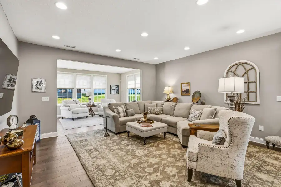 6276 Callaway Square W, New Albany, OH 43054 - #2