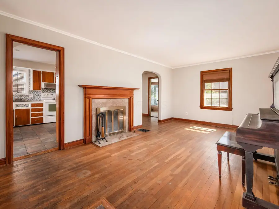 188 S Southampton Avenue, Columbus, OH 43204 - #3