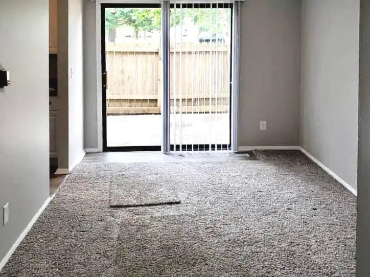 86 Stornoway Drive W, Columbus, OH 43213 - #3