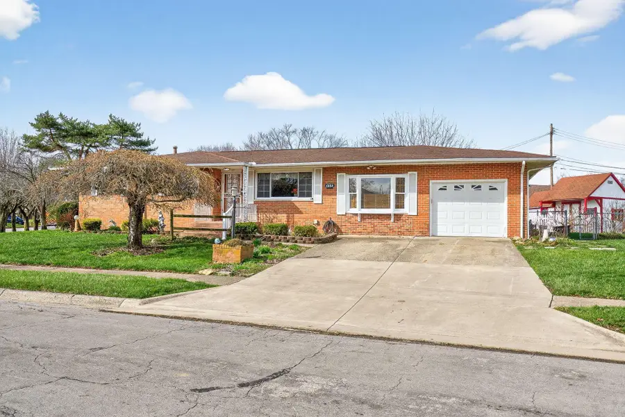 1253 Dutton Place, Columbus, OH 43227 - #3