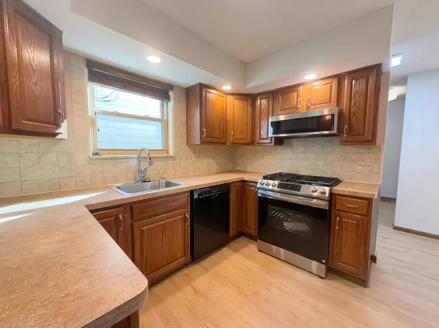 905 Vernon Road, Columbus, OH 43209 - #2