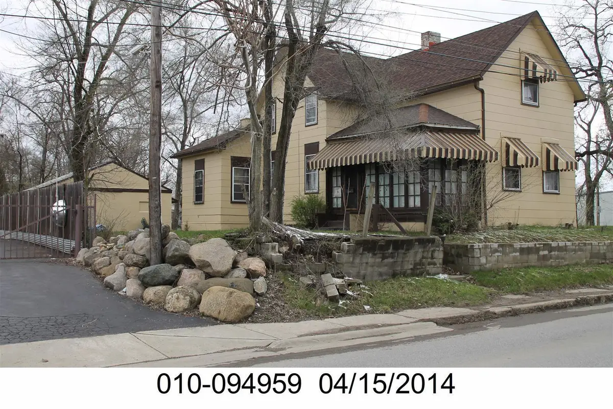 1569 E 5th Avenue, Columbus, OH 43219 - #1