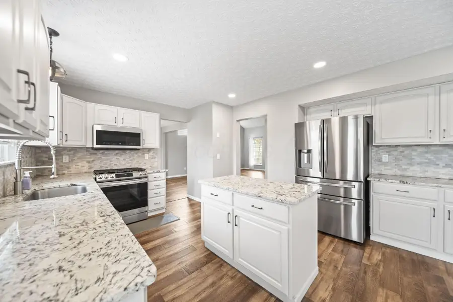 7482 Bunker Ridge Court, Blacklick, OH 43004 - #3