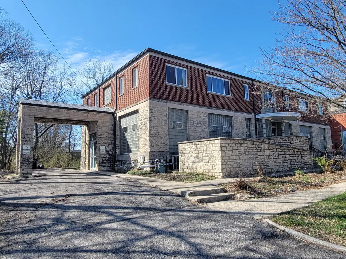 28 S Franklin Street, Delaware, OH 43015 - #1