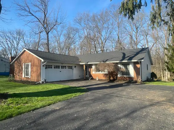 27 Meadowbrook Drive, Mount Vernon, OH 43050