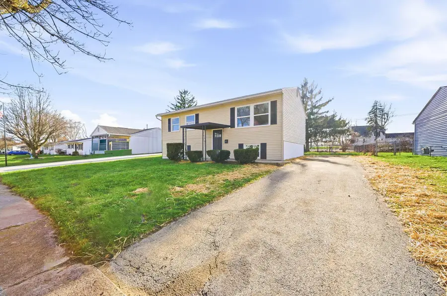 27 Stump Lane, London, OH 43140 - #2