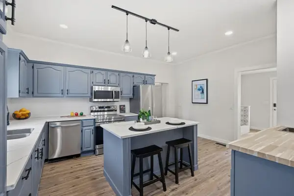 283 S Main Street, Johnstown, OH 43031