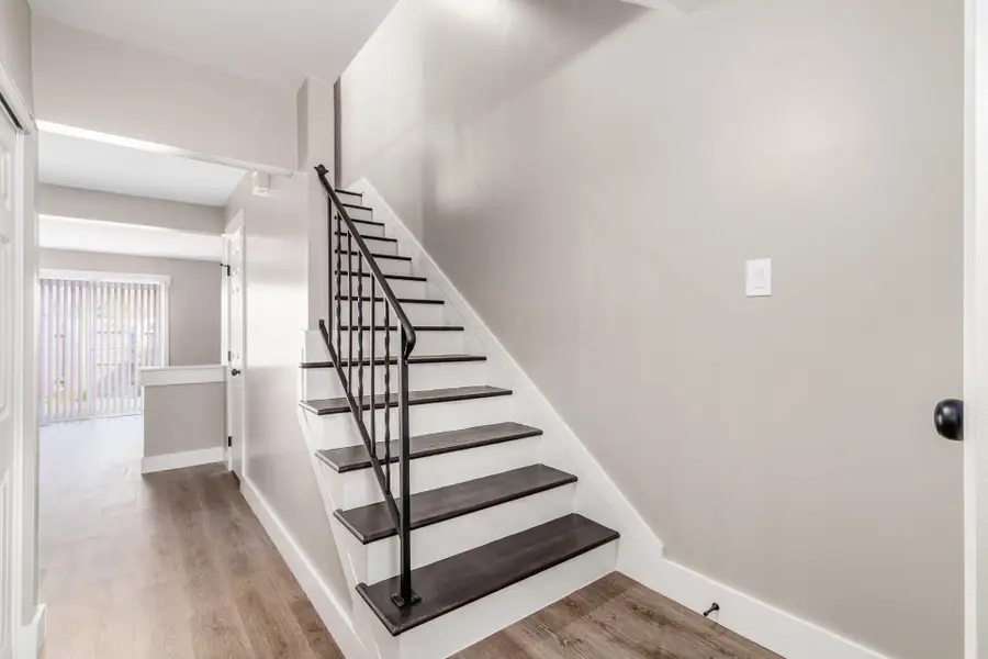 2341 Woodbrook Circle N, Columbus, OH 43223 - #2