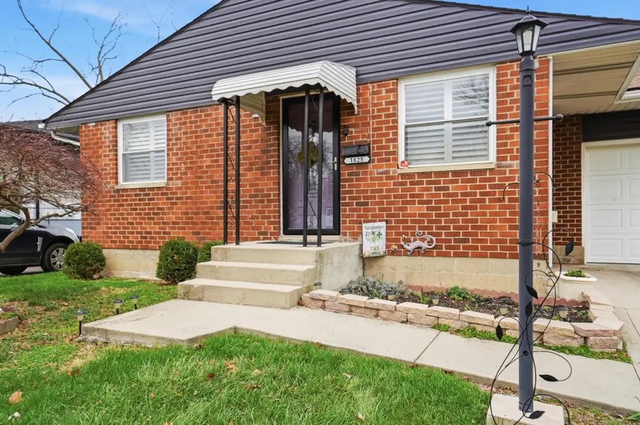 1825 Pannell Avenue, Columbus, OH 43207 - #3