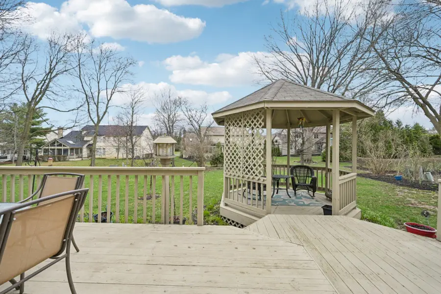 390 Ashford Drive, Westerville, OH 43082 - #3