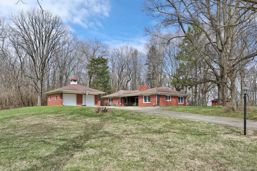 375 N Fostoria Avenue, Springfield, OH 45503 - #2