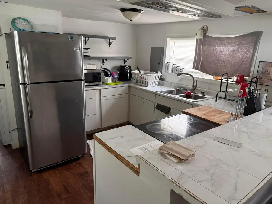 1049 Harmon Avenue, Columbus, OH 43223 - #2